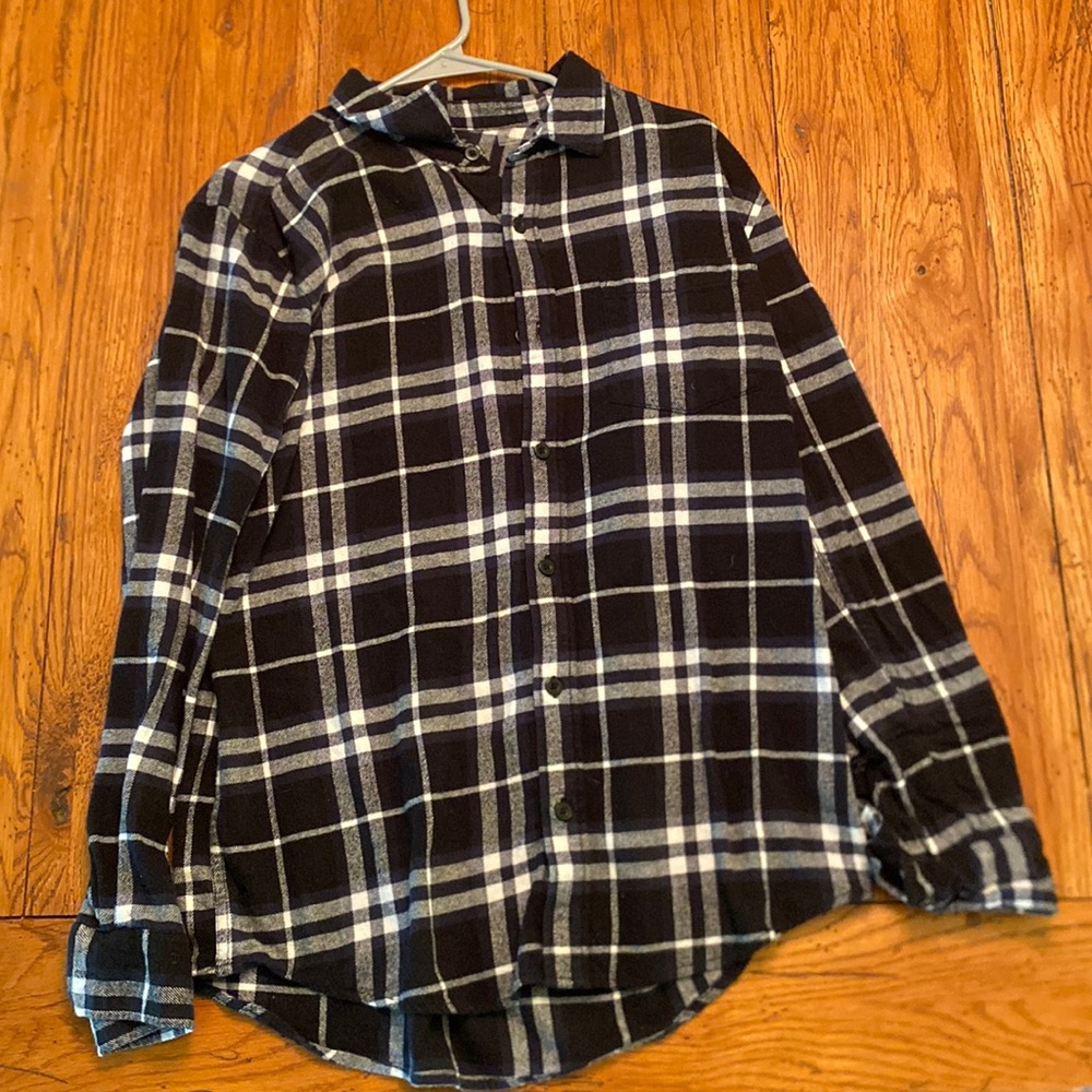PacSun flannel, Black Blue and White, size L